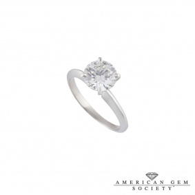 Round Brilliant Cut Diamond Ring in Platinum 1.71ct I/SI